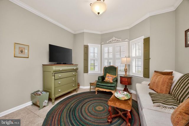 628 HUNTINGTON DR, Downingtown, PA 19335
