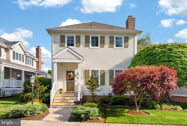 628 HUNTINGTON DR, Downingtown, PA 19335