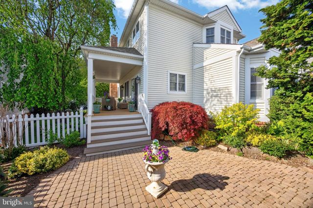 628 HUNTINGTON DR, Downingtown, PA 19335