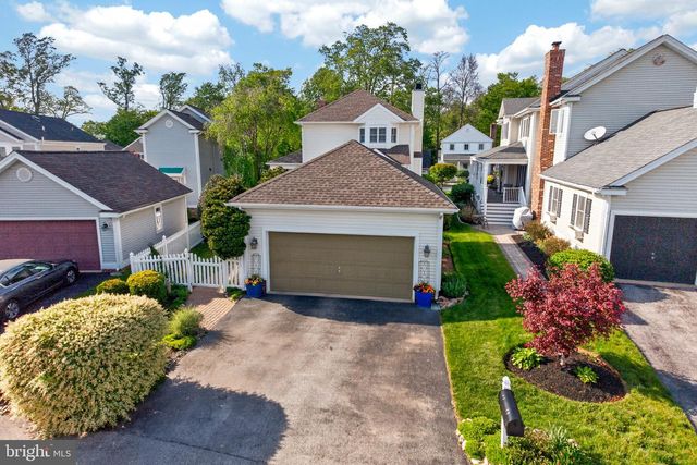628 HUNTINGTON DR, Downingtown, PA 19335