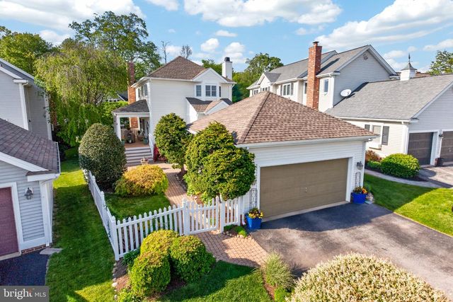 628 HUNTINGTON DR, Downingtown, PA 19335