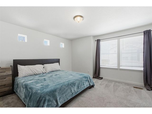 21845 E 44th Pl, Aurora, CO 80019