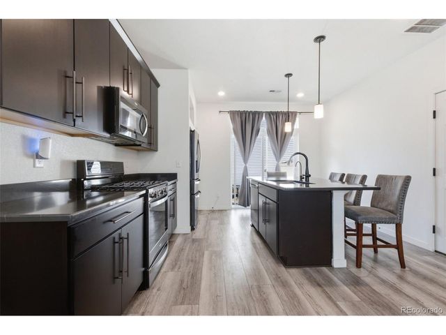 21845 E 44th Pl, Aurora, CO 80019