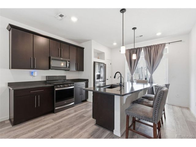 21845 E 44th Pl, Aurora, CO 80019