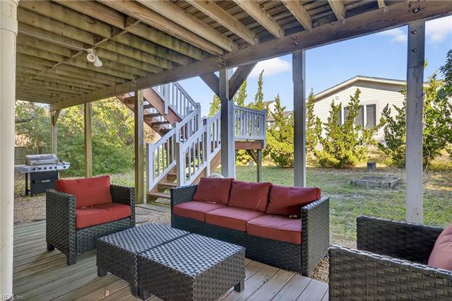 2244 Sandpiper RD, Virginia Beach, VA 23456