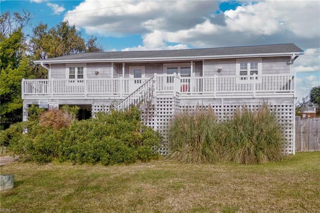 2244 Sandpiper RD, Virginia Beach, VA 23456