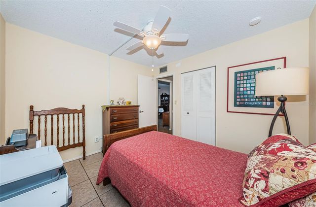4915 BAY STREET NE 126, St Petersburg, FL 33703