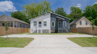 4302 Hirsch Road, Houston, TX 77026