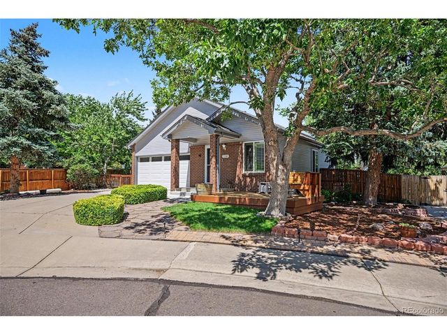 2200 S Eldridge Ct, Lakewood, CO 80228