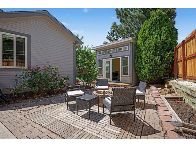 2200 S Eldridge Ct, Lakewood, CO 80228
