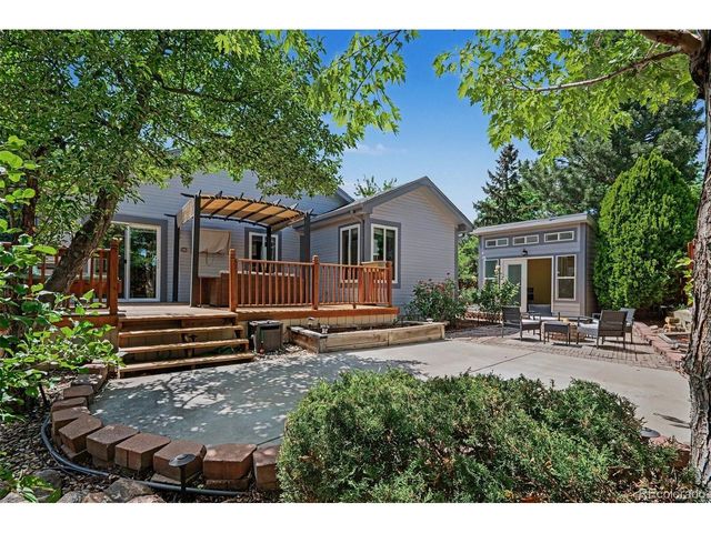 2200 S Eldridge Ct, Lakewood, CO 80228