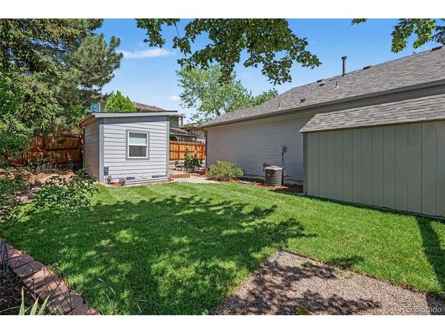 2200 S Eldridge Ct, Lakewood, CO 80228