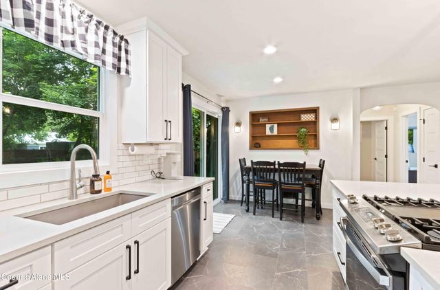 1004 N 7th ST, Coeur D'alene, ID 83814
