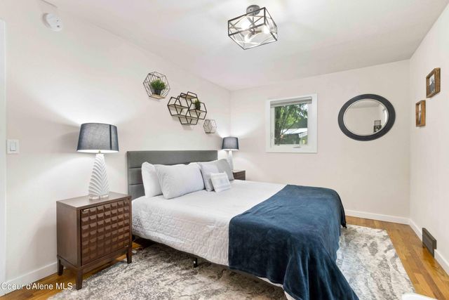1004 N 7th ST, Coeur D'alene, ID 83814