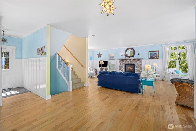886 Port Susan Terrace Road, Camano Island, WA 98282
