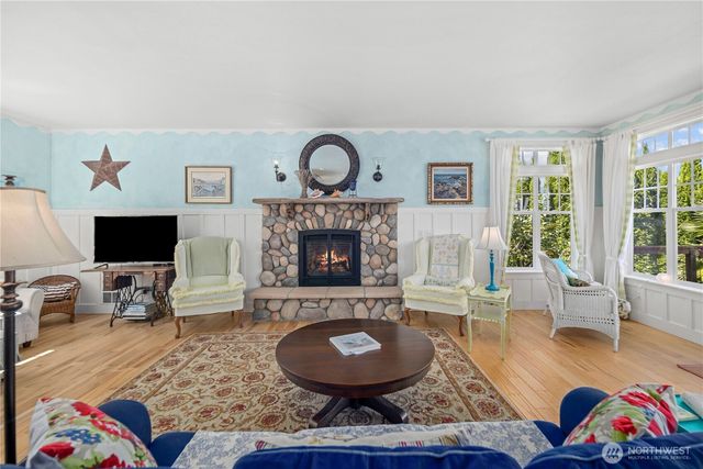 886 Port Susan Terrace Road, Camano Island, WA 98282