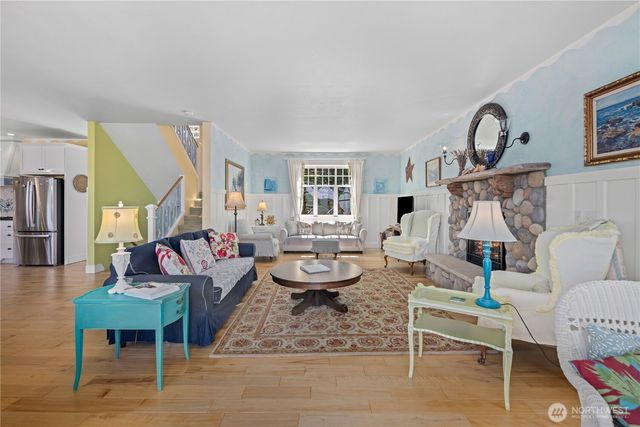 886 Port Susan Terrace Road, Camano Island, WA 98282