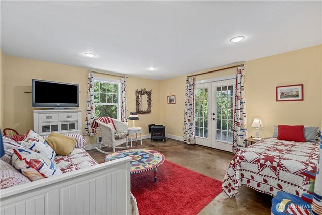 886 Port Susan Terrace Road, Camano Island, WA 98282