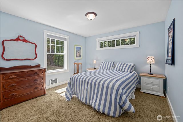 886 Port Susan Terrace Road, Camano Island, WA 98282