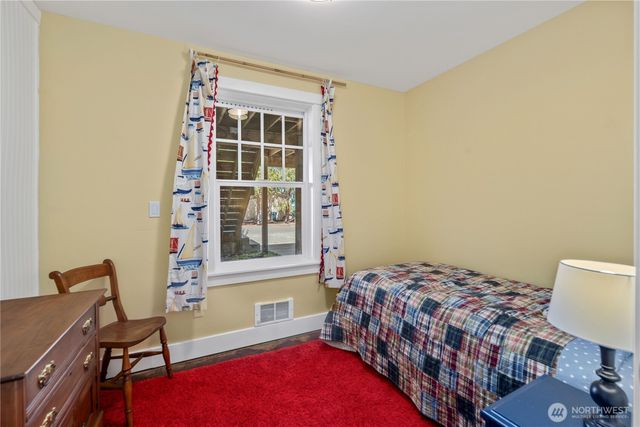 886 Port Susan Terrace Road, Camano Island, WA 98282