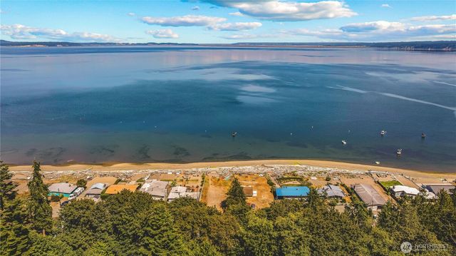 886 Port Susan Terrace Road, Camano Island, WA 98282