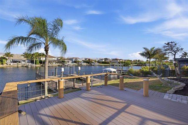 4157 SALTWATER BOULEVARD, Tampa, FL 33615