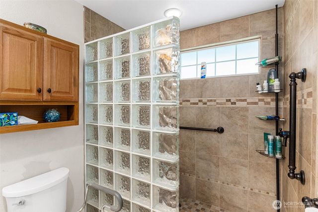 6109 Armour Street SE, Olympia, WA 98513