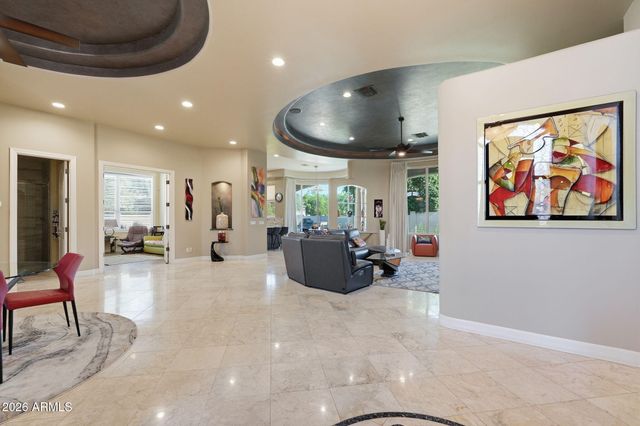 821 W ENFIELD Way, Chandler, AZ 85286