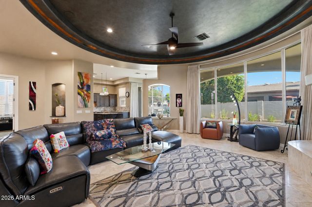 821 W ENFIELD Way, Chandler, AZ 85286