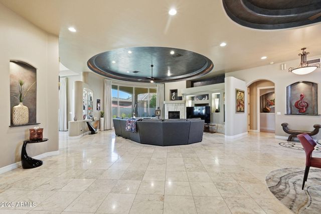 821 W ENFIELD Way, Chandler, AZ 85286
