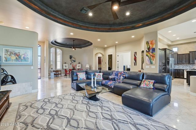 821 W ENFIELD Way, Chandler, AZ 85286