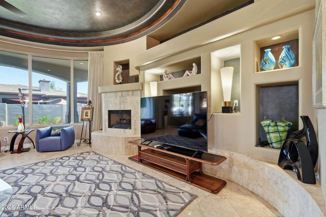 821 W ENFIELD Way, Chandler, AZ 85286