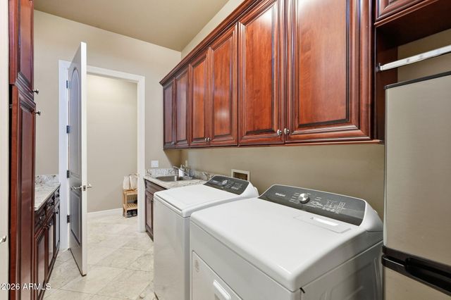821 W ENFIELD Way, Chandler, AZ 85286