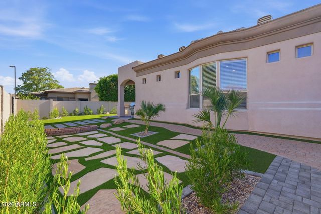 821 W ENFIELD Way, Chandler, AZ 85286
