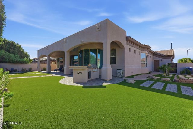 821 W ENFIELD Way, Chandler, AZ 85286