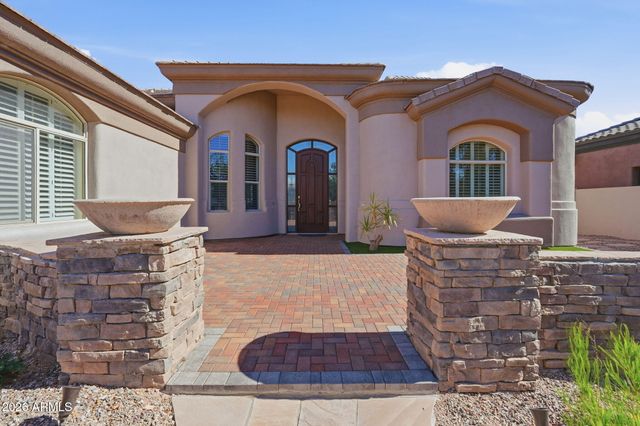 821 W ENFIELD Way, Chandler, AZ 85286