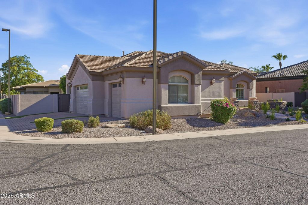 821 W ENFIELD Way, Chandler, AZ 85286 — photo 4