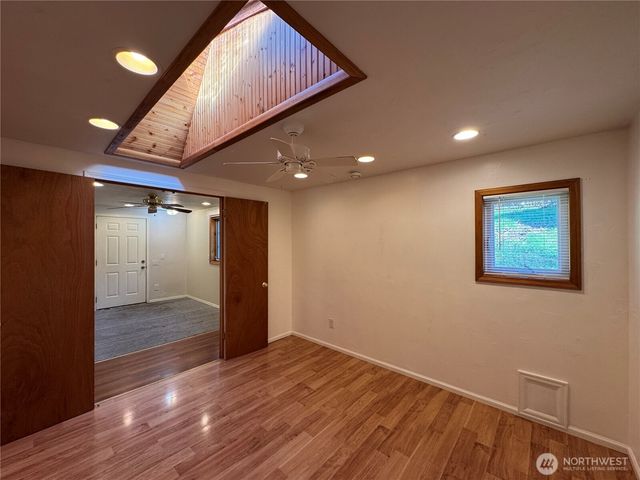 18411 12th Avenue NE, Shoreline, WA 98155