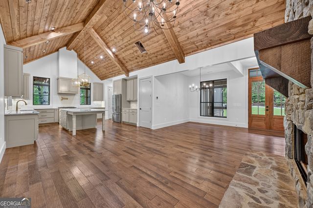 291 Aspen Avenue, Ellijay, GA 30536