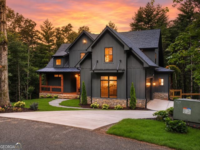 291 Aspen Avenue, Ellijay, GA 30536