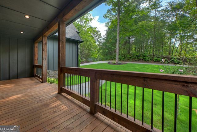 291 Aspen Avenue, Ellijay, GA 30536