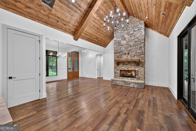 291 Aspen Avenue, Ellijay, GA 30536