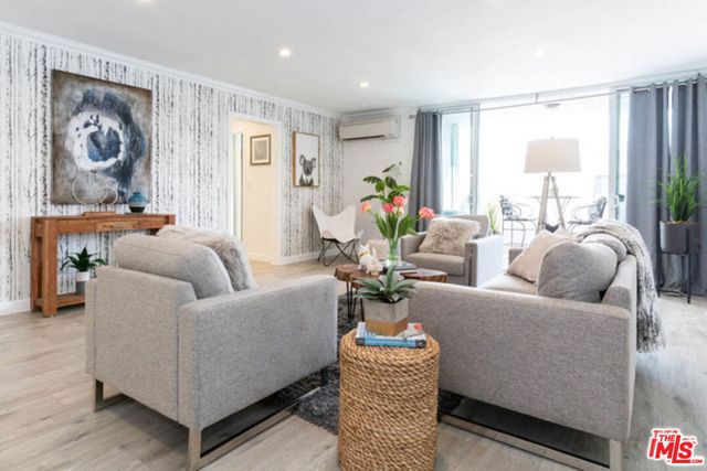 847 5th Street 205, Santa Monica, CA 90403