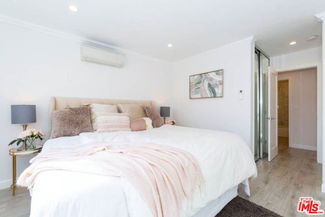 847 5th Street 205, Santa Monica, CA 90403