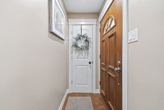 5810 W 64th Street, Chicago, IL 60638