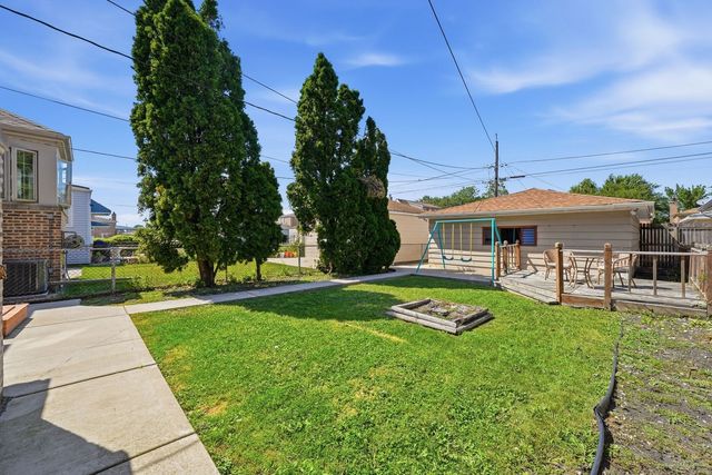 5810 W 64th Street, Chicago, IL 60638