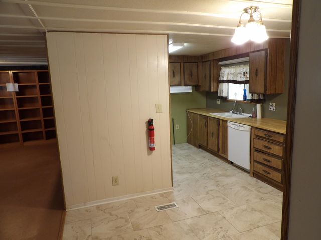 46918 Creekside Road, Yokuts Valley, CA 93675