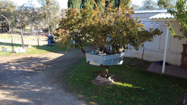 46918 Creekside Road, Yokuts Valley, CA 93675