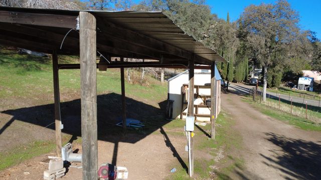 46918 Creekside Road, Yokuts Valley, CA 93675