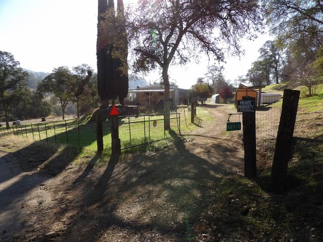 46918 Creekside Road, Yokuts Valley, CA 93675
